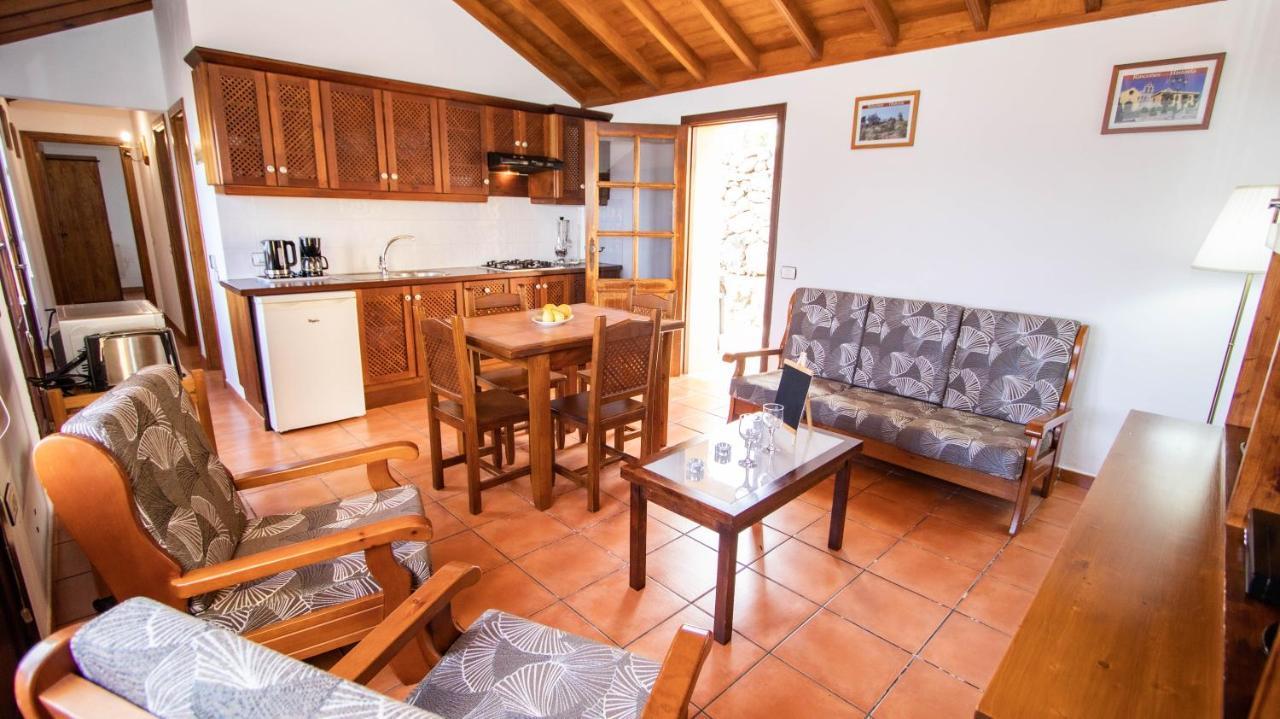 Holidaynorthtenerife Caserio Rural Charcos Icod De Los Vinos